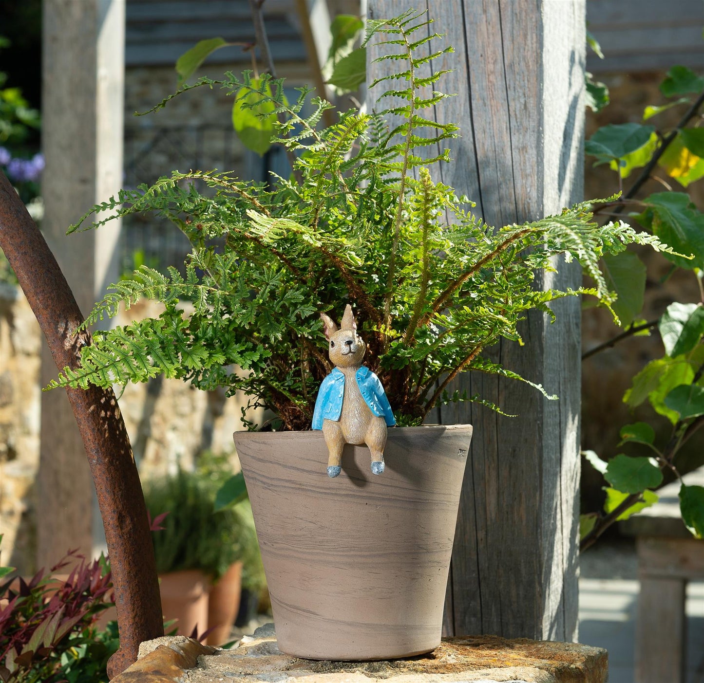 Beatrix Potter "Peter Rabbit Sitting" Plant Pot Hanger