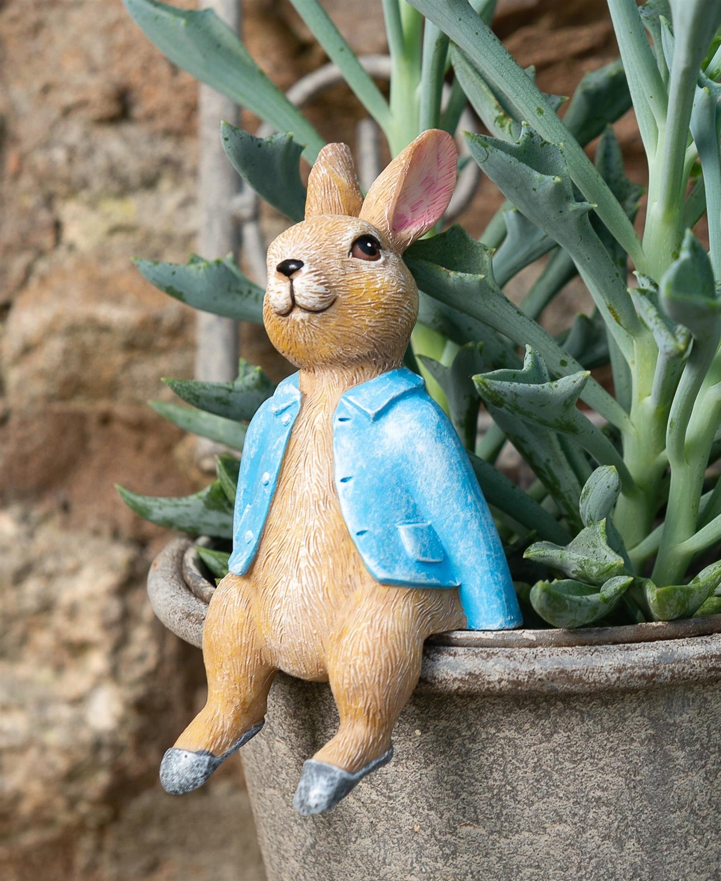 Beatrix Potter "Peter Rabbit Sitting" Plant Pot Hanger