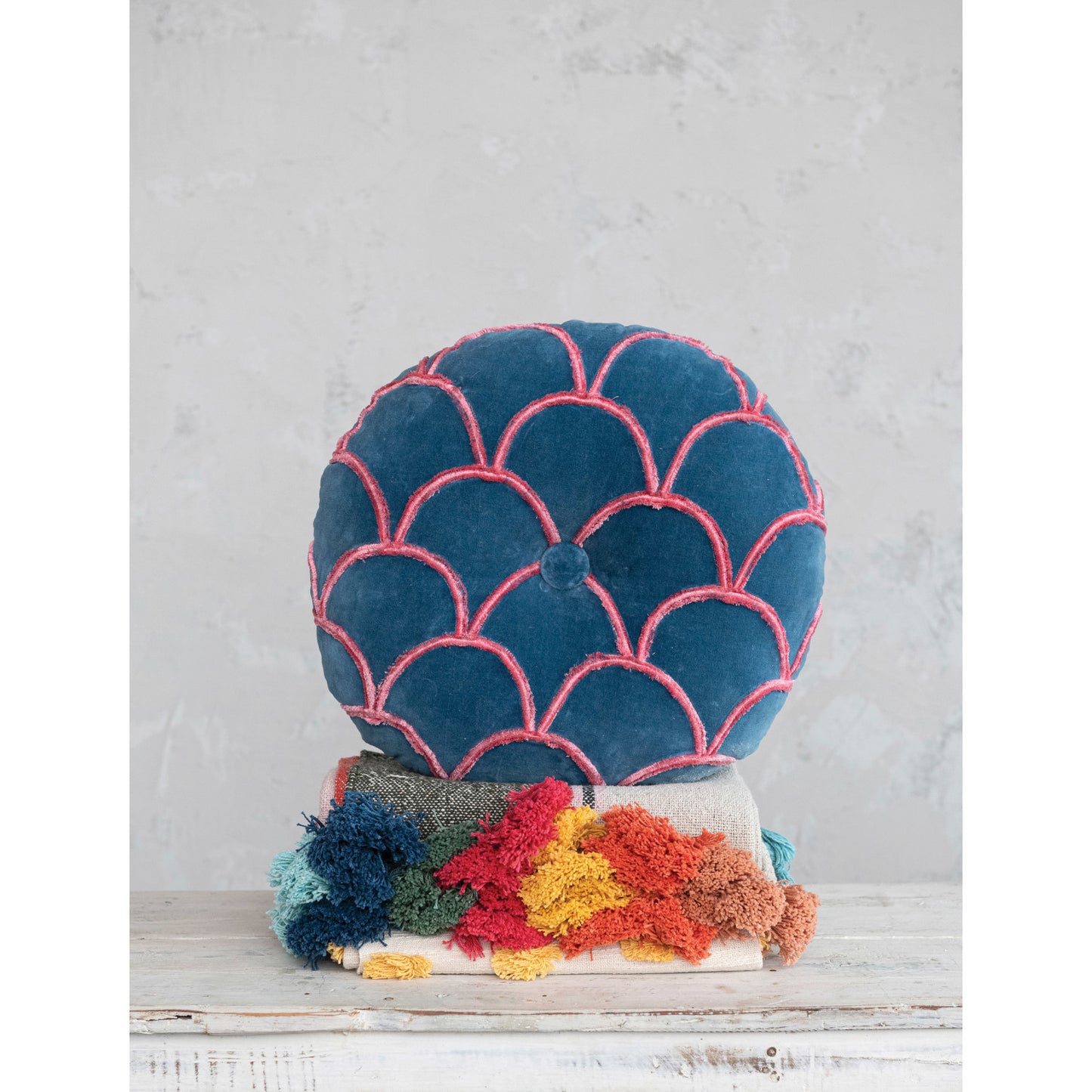 18" Round Cotton Pillow w/ Tufted Scallop Pattern, Navy Blue & Pink