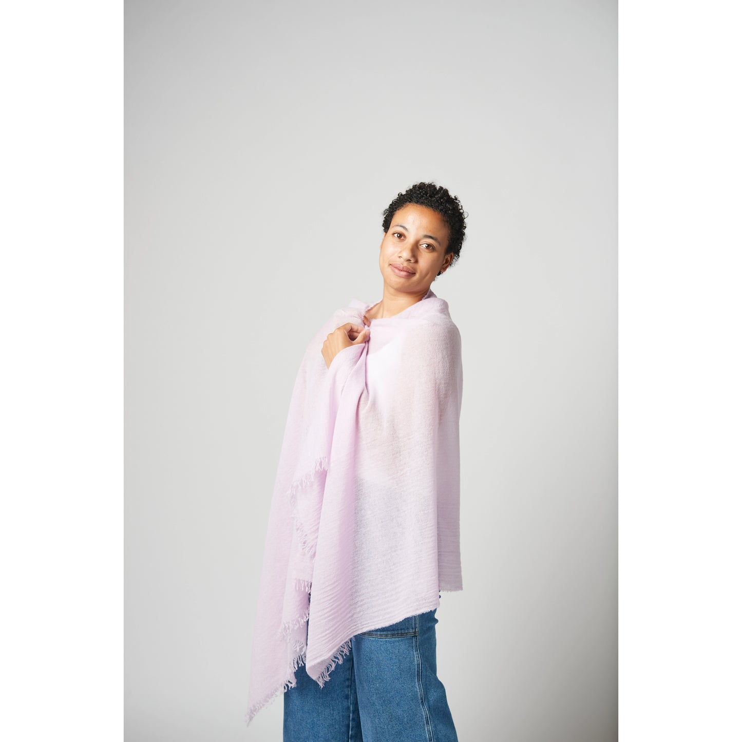 Load image into Gallery viewer, Cashmere &amp;quot;Gossamer&amp;quot; Travel Scarf
