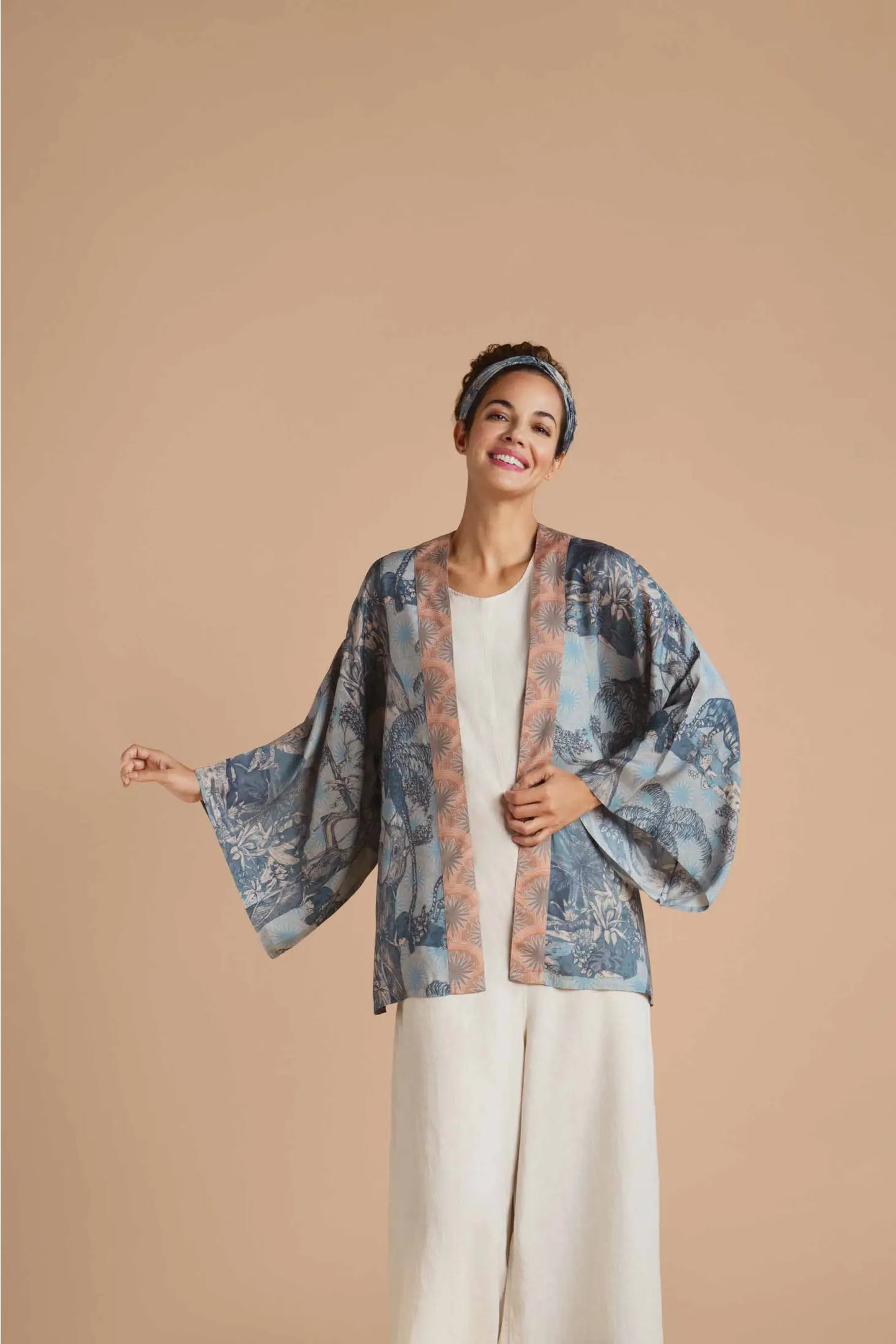 Load image into Gallery viewer, Tropical Toile Kimono Jacket, Denim
